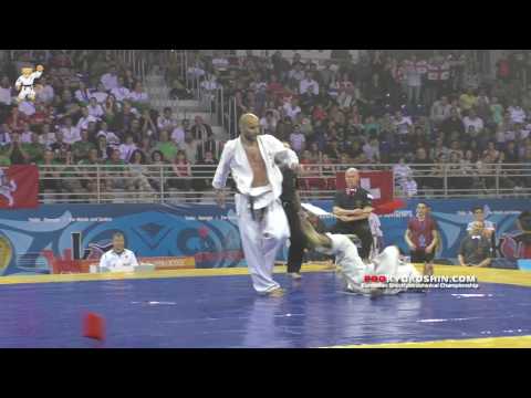 WKO EC 2016, 1/2 -75 Mikheil Tsiklauri (Georgia, aka) - Andrius Miseckas (Lithuania)