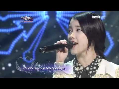 111223 Music Bank " Lucky " - Jung Yong Hwa & IU