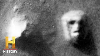 Ancient Aliens: Geoglyphs on Mars Send Alien Messages  (S1) | History
