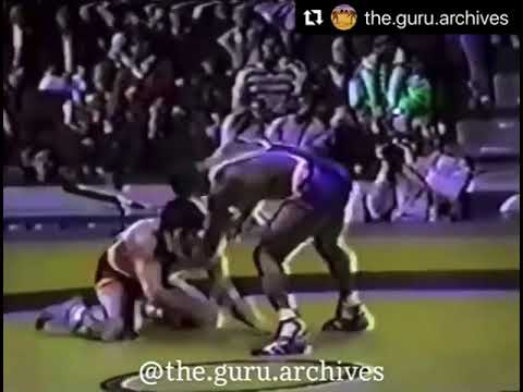 68 kg Arsen Fadzaev (URS-red) v. Nate Carr (USA-blue), 1990 World Grand Championships