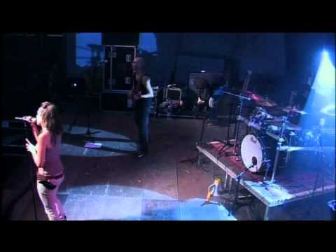 THE RAMONES - DO YOU REMEMBER ROCK 'N' ROLL RADIO? - AKERBELTZ