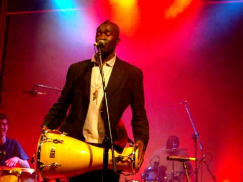 Sola Akingbola with his band