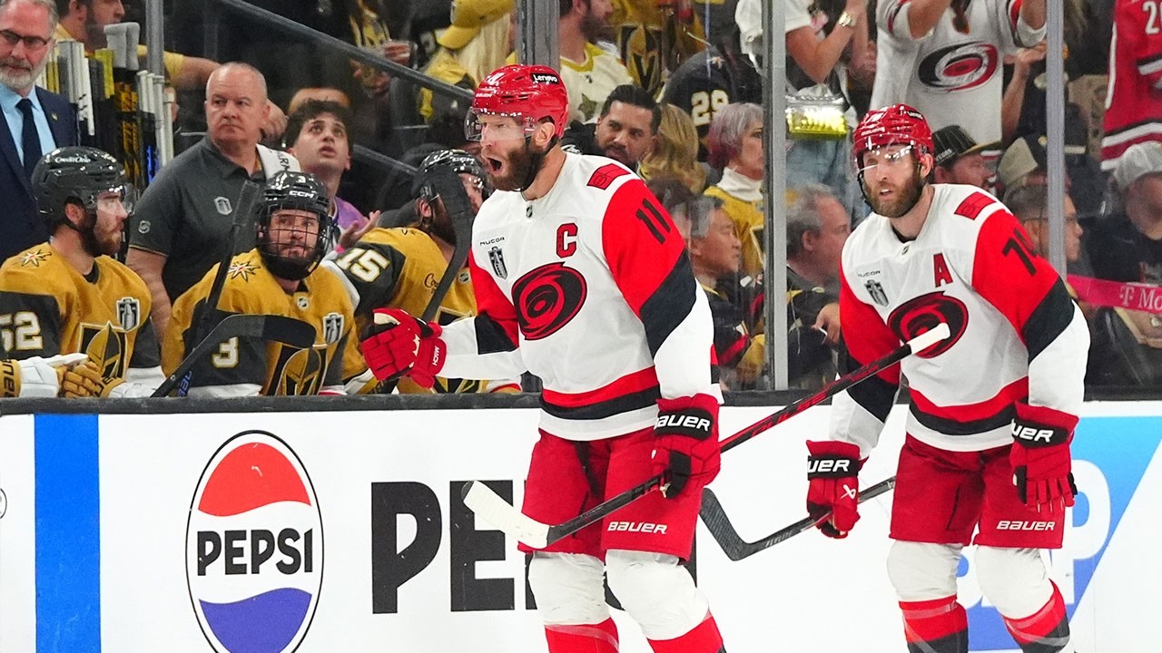 3 GOALS in 39 SECONDS as Canes set Stanley Cup Record!!!