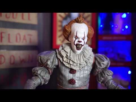 NECA: IT Chapter 2: Pennywise Creepy Carnival: Glass Maze, Fun House, Concession Stand
