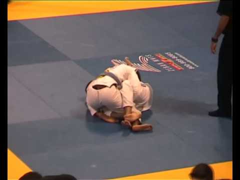 choked out cold  ross nicholls mundials 2010 world championships