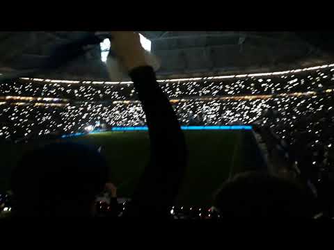 Glück auf der Steiger kommt In dunkler veltins Arena//Schalke vs Mainz
