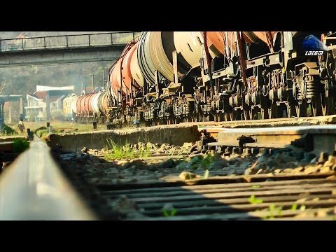 DA 60-0705-8 & DA 60-1394-0 with TFG Freight Train/cu Marfar TFG in Oradea