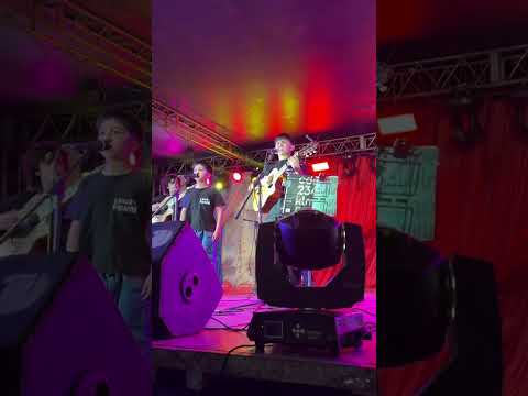 Naza y Benja Vizgarra cantando en aniversario del pueblo de Garza#guitarra#garza #santiagodelestero 