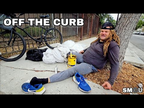 𝗛𝗢𝗠𝗘𝗟𝗘𝗦𝗦 𝗡𝗢 𝗠𝗢𝗥𝗘: Chip Monk Housed After Years on Venice Boardwalk