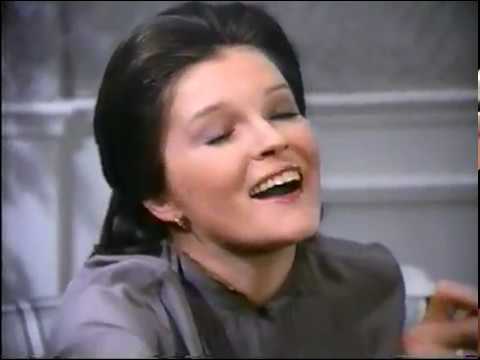 download lagu mp3 mp4 Mrs Columbo, download lagu Mrs Columbo gratis, unduh video klip Mrs Columbo
