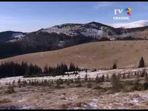 Creasta muntilor Capatanii - La pas, prin Oltenia