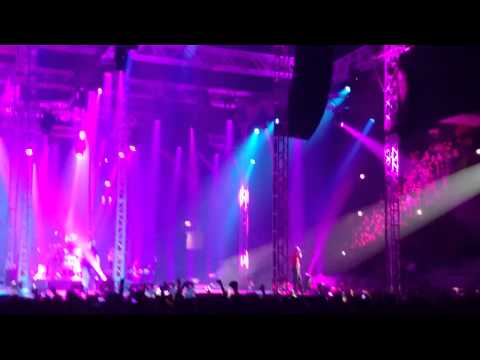 Daniel Landa - Protestsong (live Bratislava 21.11.2014)