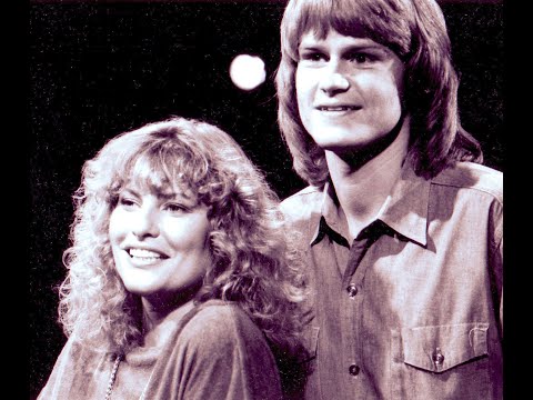 Lisa Hartt & Ted Gardestad- Old Time Movie