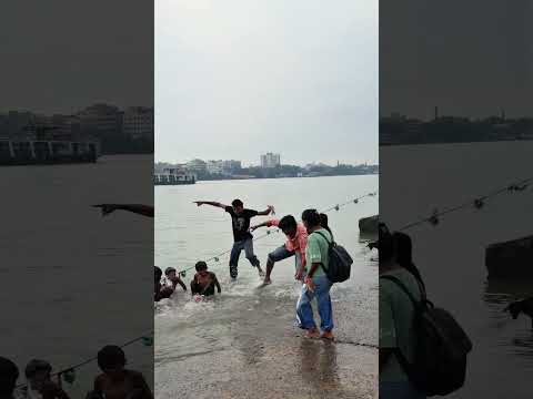 Yeh Kya Tha😂 #viral #funny #comedy #prank #trending #views #explorepage #Share