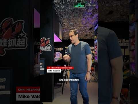 Beijing bar offers free access to AI tools