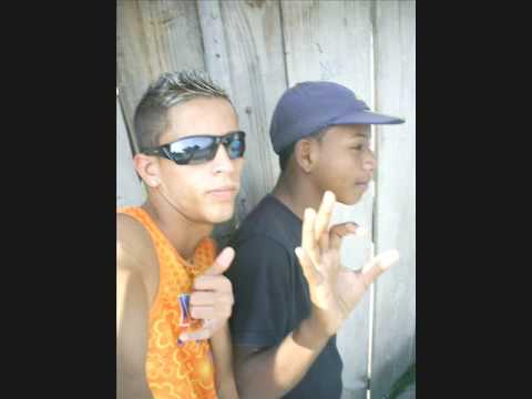 Mc Pé - Pulo de Laje em Laje Ao vivo