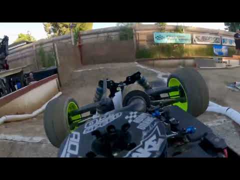 More Raw Sounds - RC8T4 Nitro Truggy