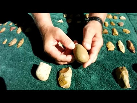 Arrowhead Hunting - The Lord of the Rocks Video