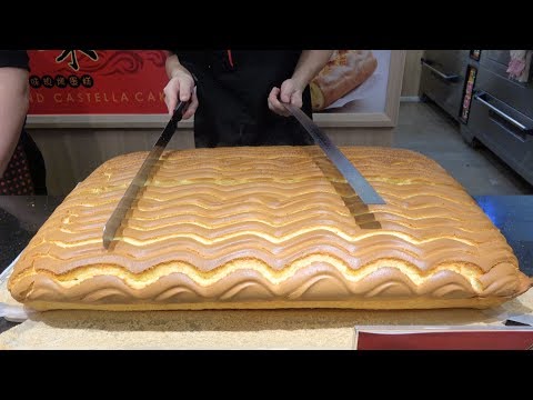 Grand Jiggly Cake Cutting Video