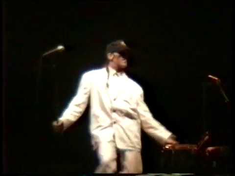 R.E.M. 1989-05-15 - Pinkpop Festival 89, Landgraaf, The Netherlands [FULL SHOW]