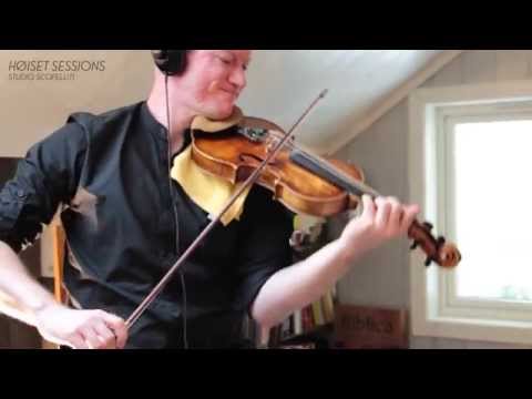 ZASTO MEDO SVIRA NA KLAVIRU? - Igor & Udruzenje Rodjaka