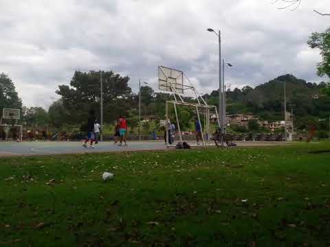 Juego de baloncesto, Amateur en Popayan Cauca, Cancha Santa Catalina1