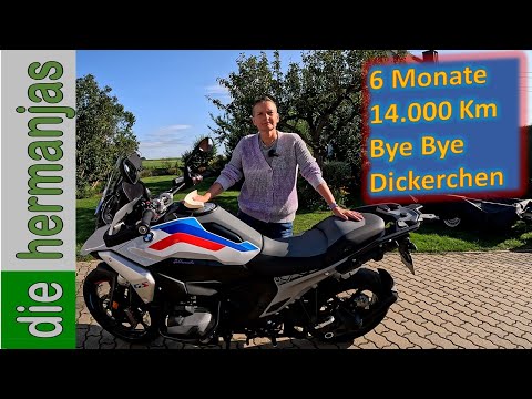 BMW R 1300 GS. Tanja is breaking up again.