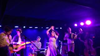 skinny lister - devil in me [live]