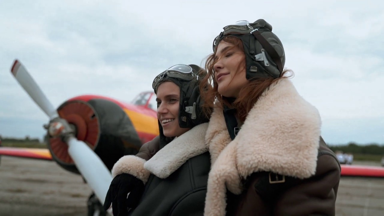 BACKSTAGE | 99 NINETY-NINES