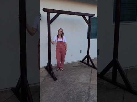 DIY Wedding Arch #weddingarch #weddinginspiration