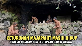Download lagu Keturunan Majapahit Masih Hidup Tinggal Di Dalam Goa Tempat Pertapaan Raden Wijaya Didalam Hutan mp3