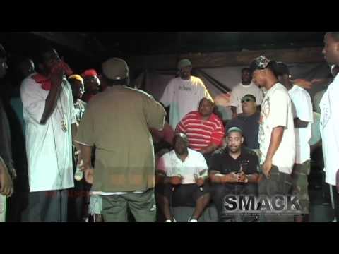 Pooh Bear vs Qleen Paper