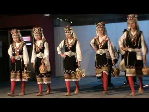 FOLKLOREN ANSAMBL "KITKA"-ISTIBANJA VO BEROVO - GRAD NA KULTURATA ZA 2017 GODINA