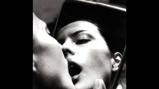 Besame Mucho - Nicki Parrott.wmv