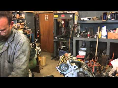 Removing Head Bolts from Isuzu 3.5/3.2 DHOC Motor