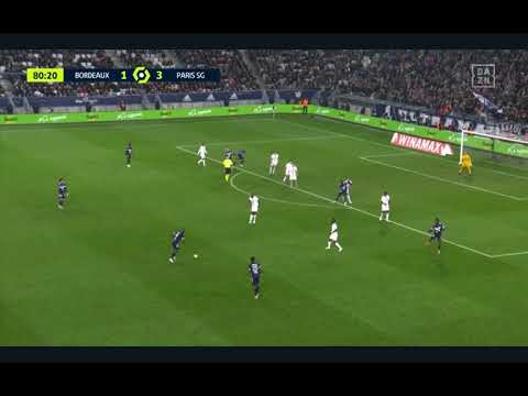 Jimmy Briand (36) attempts an overhead kick from 15 meters out vs PSG