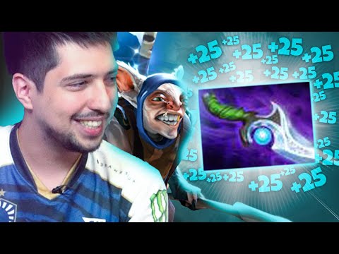 W33 with his Signature hero - Meepo