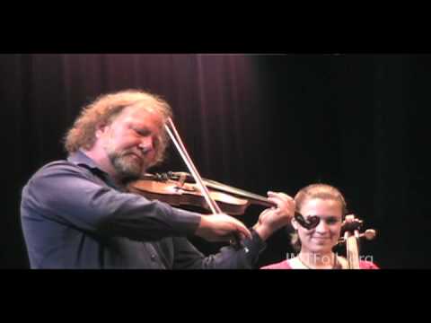 Alien Ceilidh, by Alasdair Fraser & Natalie Haas