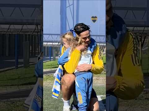 AZUL CONOCIÓ a los JUGADORES de BOCA 🥹💙 | #BocaJuniors #Cavani #Merentiel