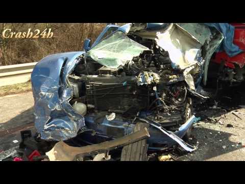 Mutterstadt am 09.03.15- Zwei Schwerverletzte bei Unfall auf A61