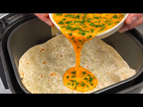 Лайфхак для аэрогриля от моего друга! Вылейте яйца на тортилью. Вкуснее, чем пицца!
