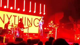 Marina and the Diamonds Can't Pin Me Down (clip) 6/12/2015 London Palladium