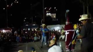 preview picture of video 'Carnaval Zoque de San Fernando,Chiapas. Danza del tigre en la plaza. Febrero 2015'