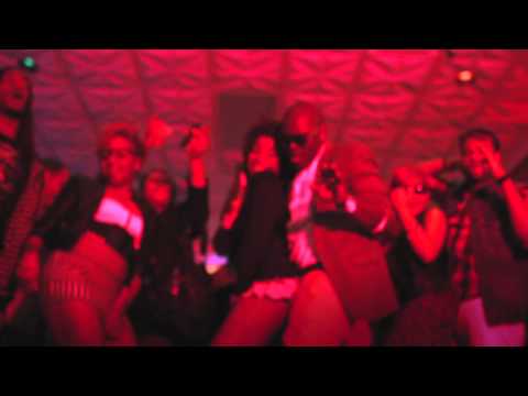 ARLONZO Official Video "DANCE"