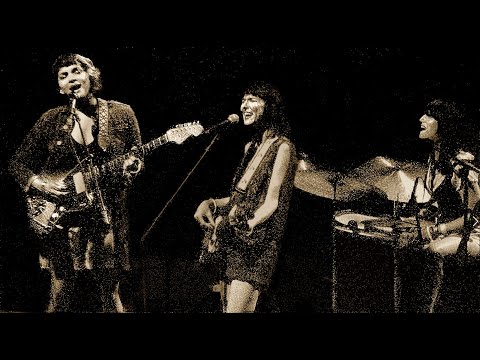 Puss N Boots - 'Same Ol' Bullshit' Live @ The Greek Theater, Los Angeles -  June 29, 2022