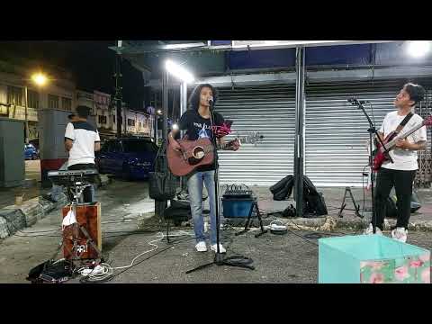 Raih Perhatian Suara Mirip Sudirman HUJAN/ Arish Mikael