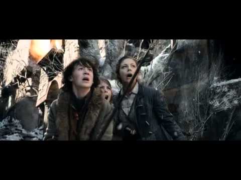 The Hobbit - People of Laketown fight back part 2