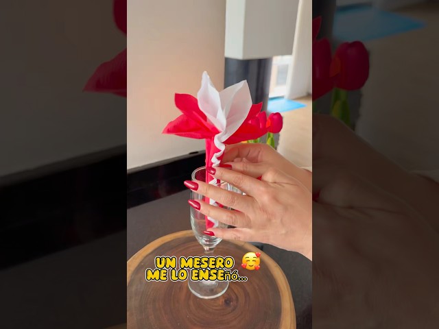 Vídeo relacionado con Servilletas de Papel 33 x 33cm,100 Piezas Servilletas de Eucalipto Verde Servilletas Papel Decoradas para Bodas Cumpleaños Fiesta Celebraciones Decoración de Mesa