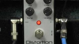 Video thumbnail for Hermida Audio Distortion Pedal Demo by Jack Zucker