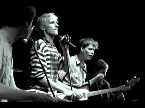 Laika Virgin feat. Robin Juhkental - Hoia Mind